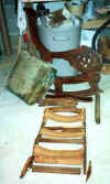 chair2.JPG (19976 bytes)